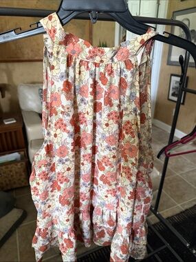 Monteau Floral Sleeveless Ruffle-Hem Top in Cream & Coral 0045